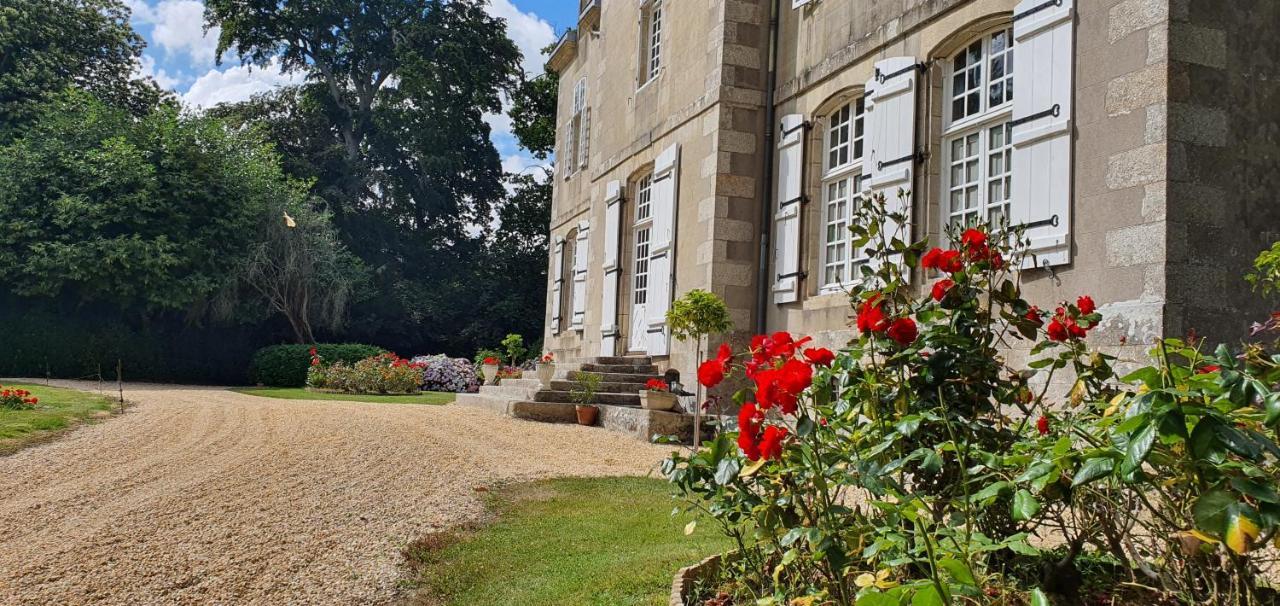 Chateau Du Bois-Riou Quevert ภายนอก รูปภาพ